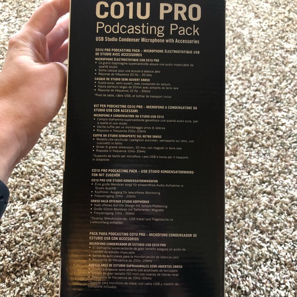 Samson Recoding and Podcasting Pack - Picture 2 of 3